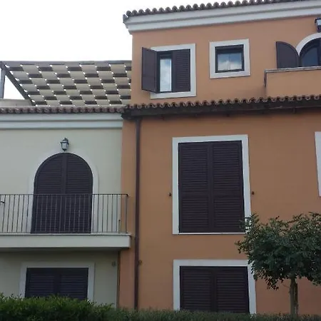 Attico In Complesso Turistico Policoro